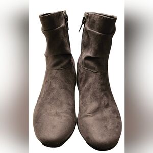 Aerosoles Womens Shore Fit Grey Closed Toe Ankle Fashion Boots Ruched Sz 7